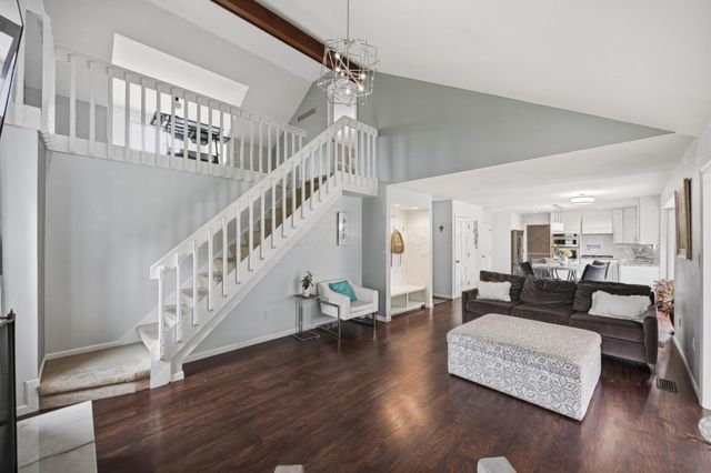 8815 Davington Drive, Dublin, OH 43017