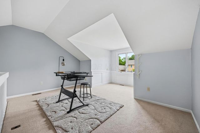 8815 Davington Drive, Dublin, OH 43017