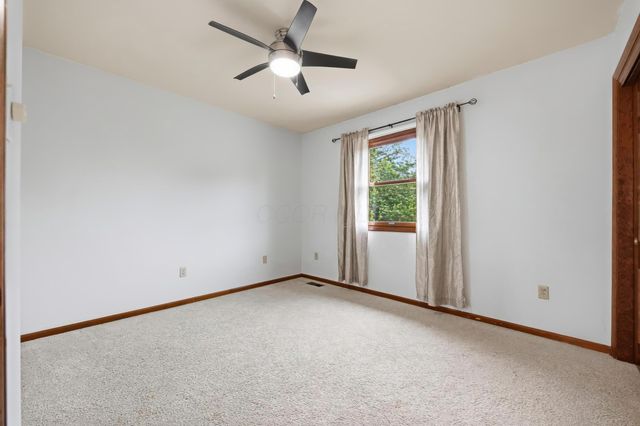 8815 Davington Drive, Dublin, OH 43017