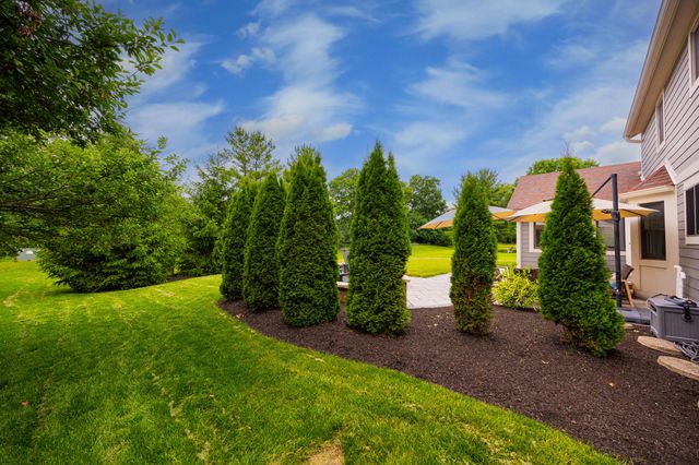 8815 Davington Drive, Dublin, OH 43017