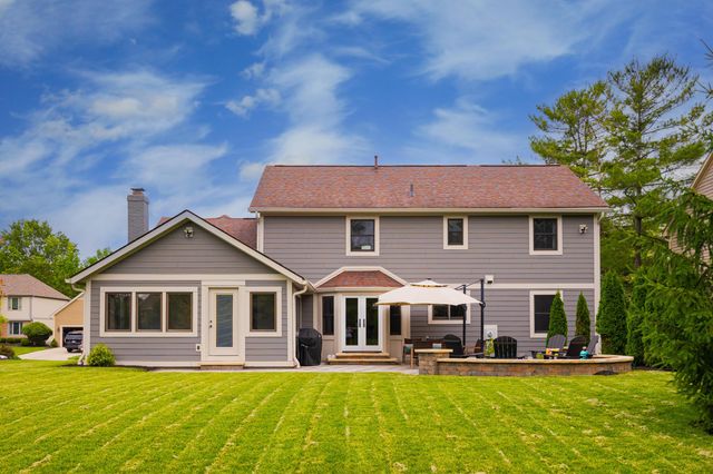 8815 Davington Drive, Dublin, OH 43017