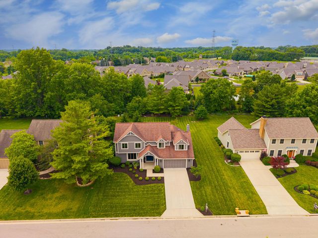 8815 Davington Drive, Dublin, OH 43017