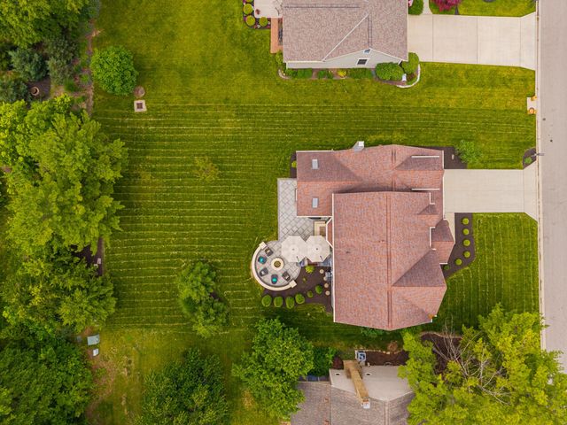 8815 Davington Drive, Dublin, OH 43017