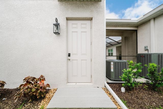 7910 LAKE FLORES AVENUE, Bradenton, FL 34210