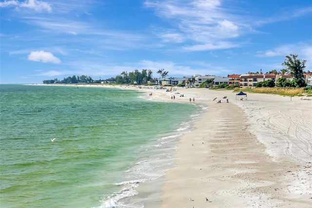 7910 LAKE FLORES AVENUE, Bradenton, FL 34210
