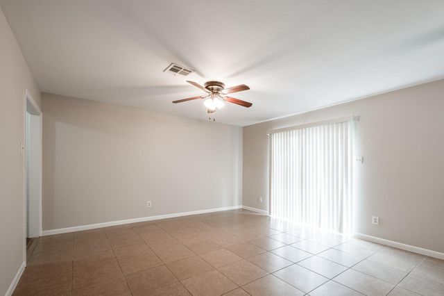 122 Honeysuckle Drive, Baytown, TX 77520