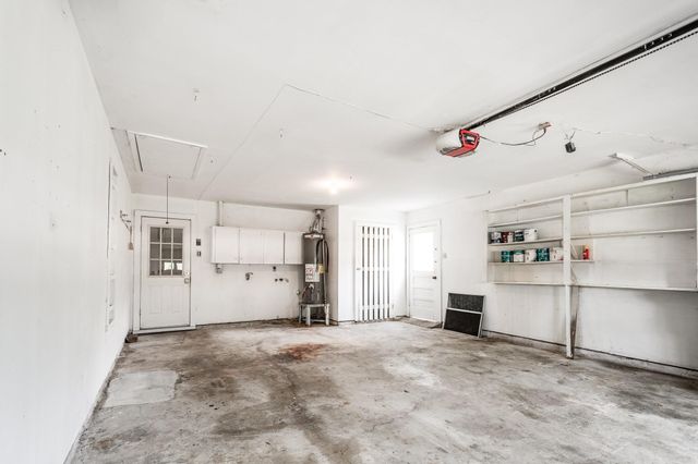 122 Honeysuckle Drive, Baytown, TX 77520