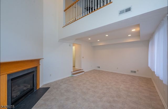 2 Snowmass Ct 2, Vernon Twp., NJ 07462