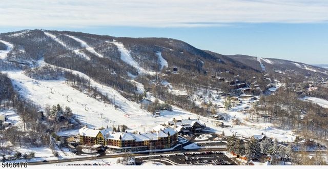 2 Snowmass Ct 2, Vernon Twp., NJ 07462