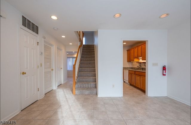 2 Snowmass Ct 2, Vernon Twp., NJ 07462