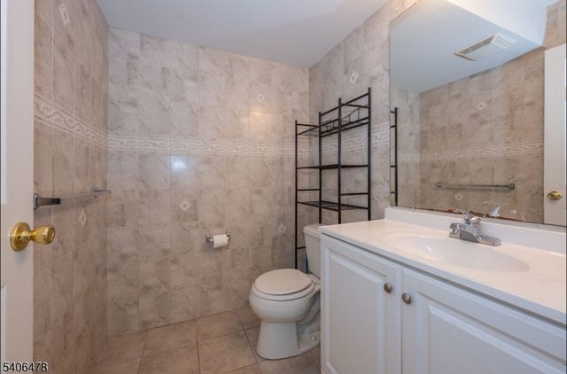 2 Snowmass Ct 2, Vernon Twp., NJ 07462