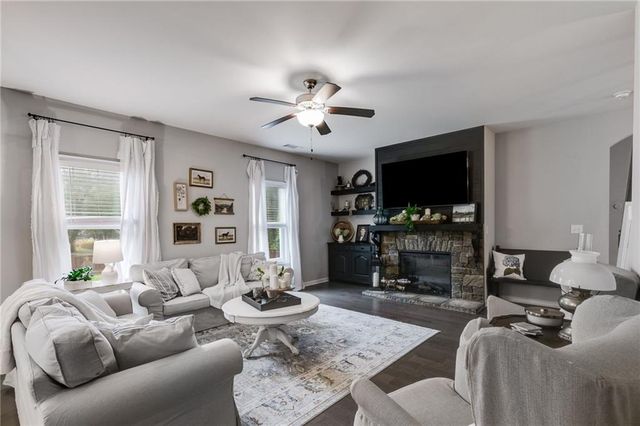 13 Westbrook Road, Carrollton, GA 30116