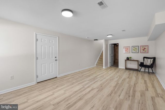 733 RED BIRD LN, Harpers Ferry, WV 25425