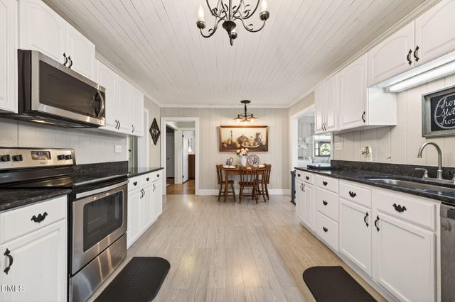 1490 Scott Road, Kenly, NC 27542