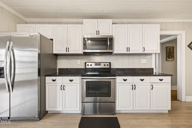 1490 Scott Road, Kenly, NC 27542