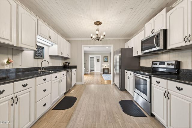 1490 Scott Road, Kenly, NC 27542