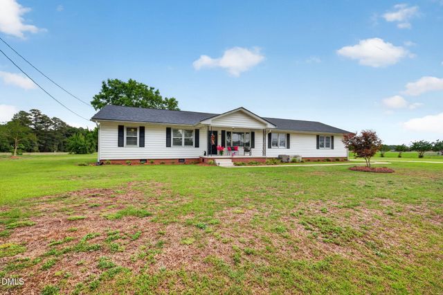 1490 Scott Road, Kenly, NC 27542