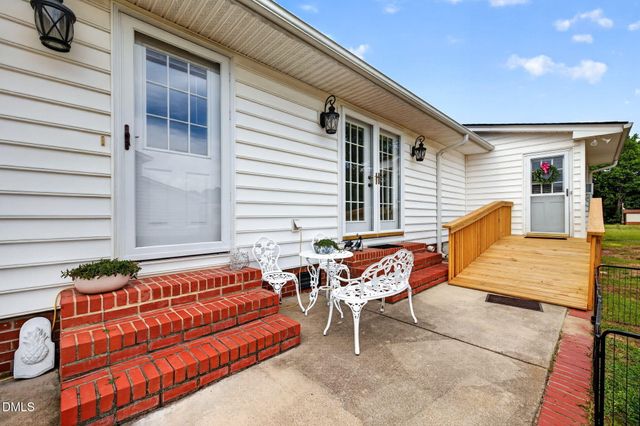 1490 Scott Road, Kenly, NC 27542