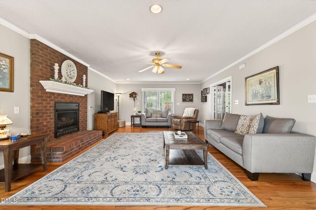1490 Scott Road, Kenly, NC 27542