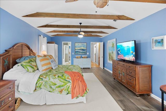 1619 Stanford Road, Gulf Breeze, FL 32563