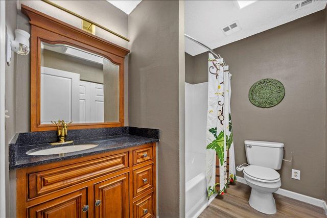 1619 Stanford Road, Gulf Breeze, FL 32563