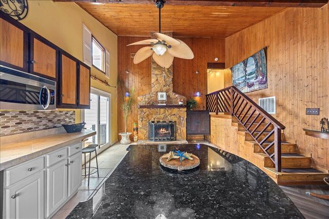 1619 Stanford Road, Gulf Breeze, FL 32563