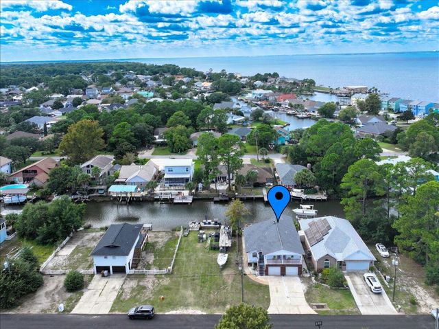 1619 Stanford Road, Gulf Breeze, FL 32563