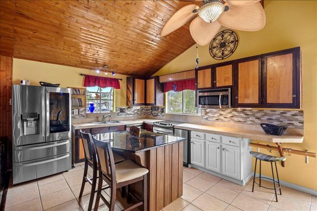 1619 Stanford Road, Gulf Breeze, FL 32563