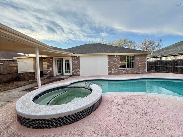 3400 N Amaretto Drive, Pharr, TX 78577