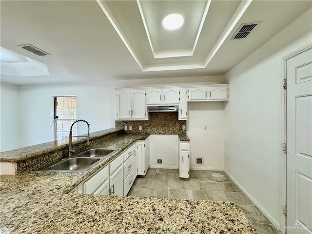 3400 N Amaretto Drive, Pharr, TX 78577