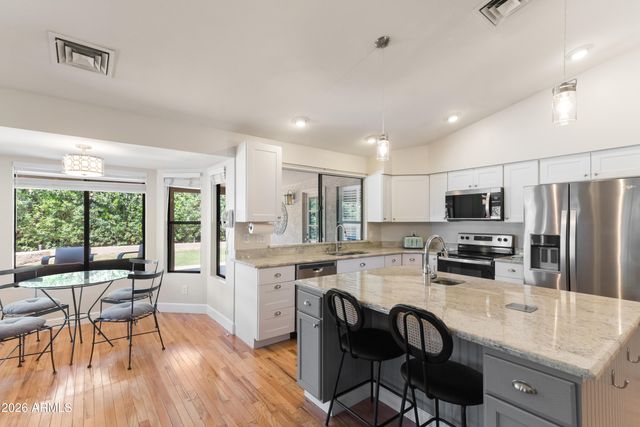 9022 S ASH Avenue, Tempe, AZ 85284