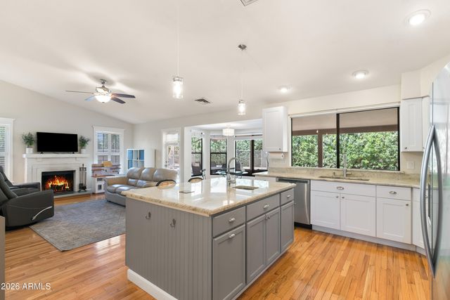 9022 S ASH Avenue, Tempe, AZ 85284