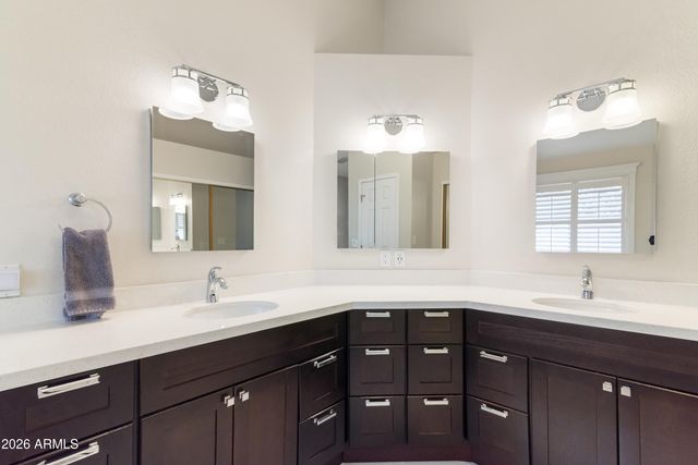 9022 S ASH Avenue, Tempe, AZ 85284