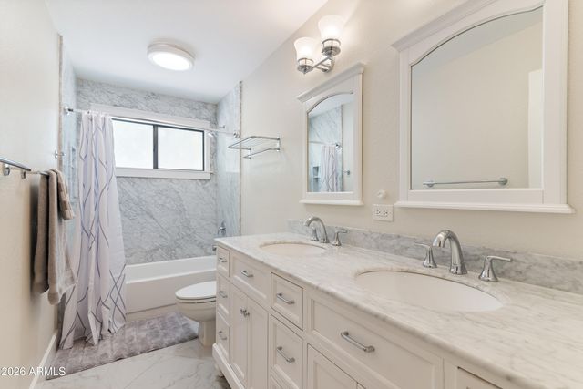 9022 S ASH Avenue, Tempe, AZ 85284