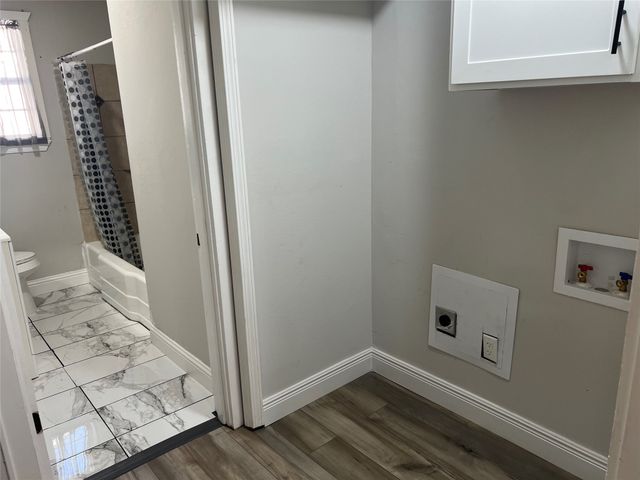 421 Edwards Street, Bossier City, LA 71111