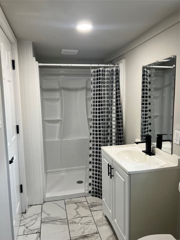 421 Edwards Street, Bossier City, LA 71111