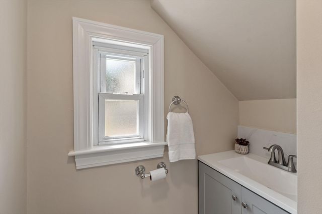 66 Baltimore Street 66, Lynn, MA 01902