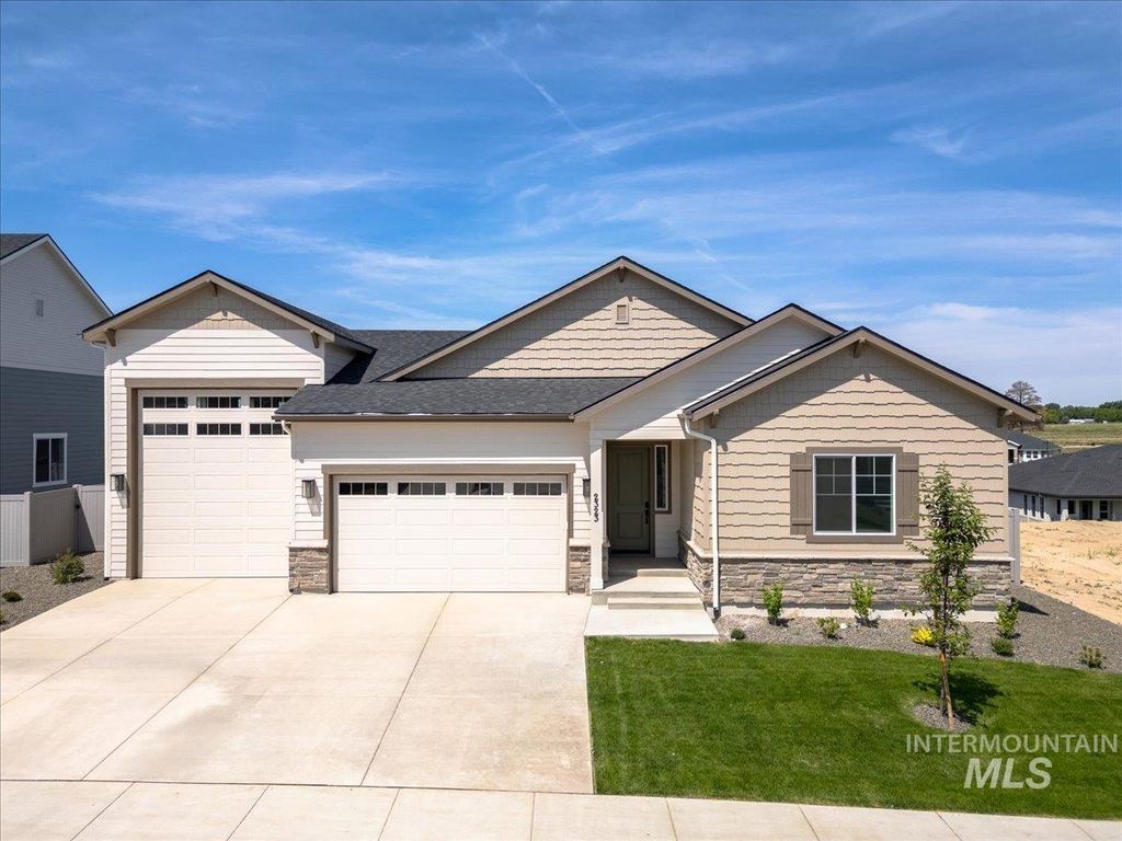 2323 N Mountain Vista Ave, Star, ID 83669
