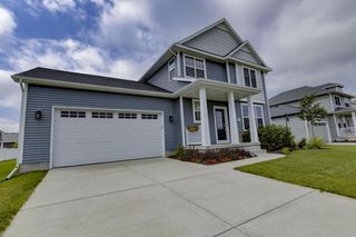 879 Yellowwood Place, Sun Prairie, WI 53590