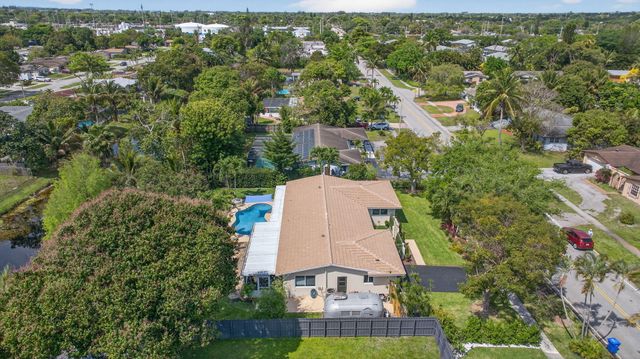 6720 SW 7th Street, Margate, FL 33068