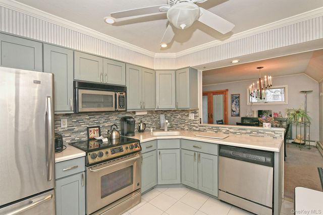 38 Moss Lane, Levittown, NY 11756