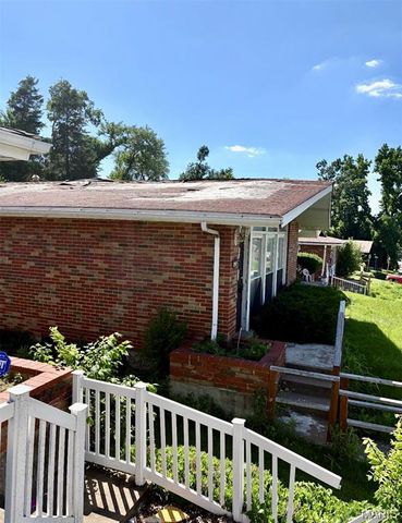 4426 Carter Avenue, St Louis, MO 63115