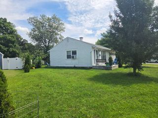 21 ROCKLAND TER, Lumberton, NJ 08048