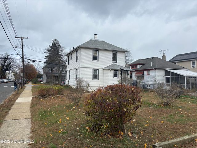 39 E Sunset Avenue, Red Bank, NJ 07701