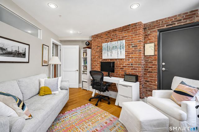 116 Crown Street 3B, New Haven, CT 06510