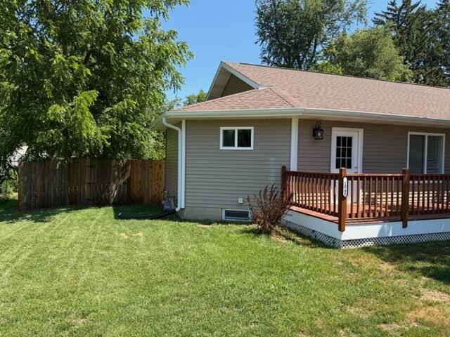 W1048 Geranium ROAD, Genoa City, WI 53128