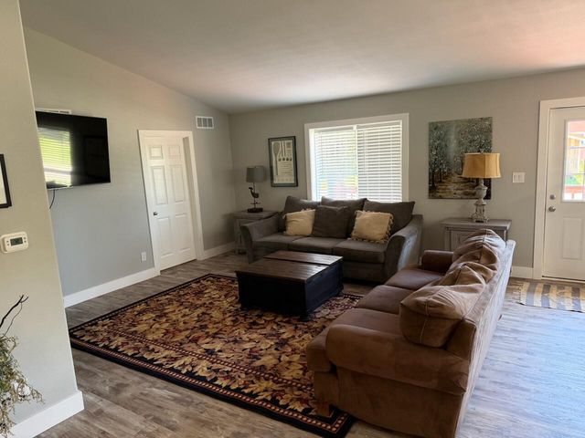 W1048 Geranium ROAD, Genoa City, WI 53128