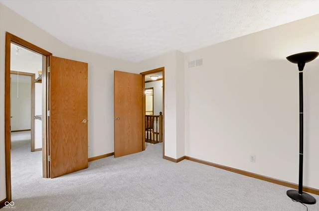 108 Glenbrook Lane, Avon, IN 46123