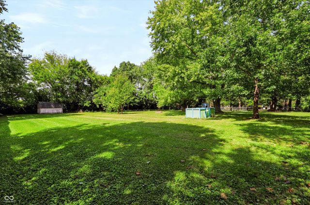 108 Glenbrook Lane, Avon, IN 46123