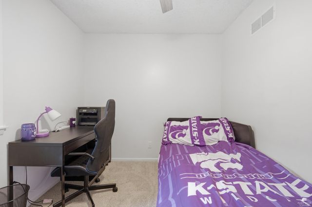 2229 Seaton Avenue, Manhattan, KS 66502